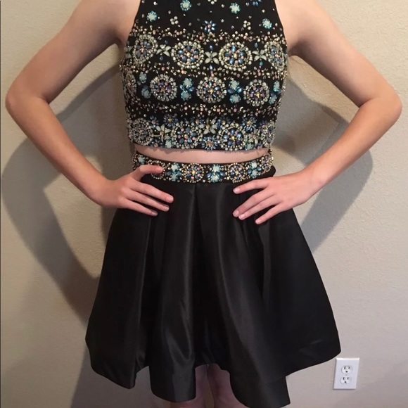 coya Dresses & Skirts - 2 piece Short Formal Skirt set